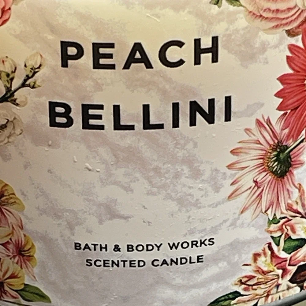 Bath‎ & Body Works Peach Bellini 3 Wick Candle Floral Lid 14.5 oz - Picture 2 of 6